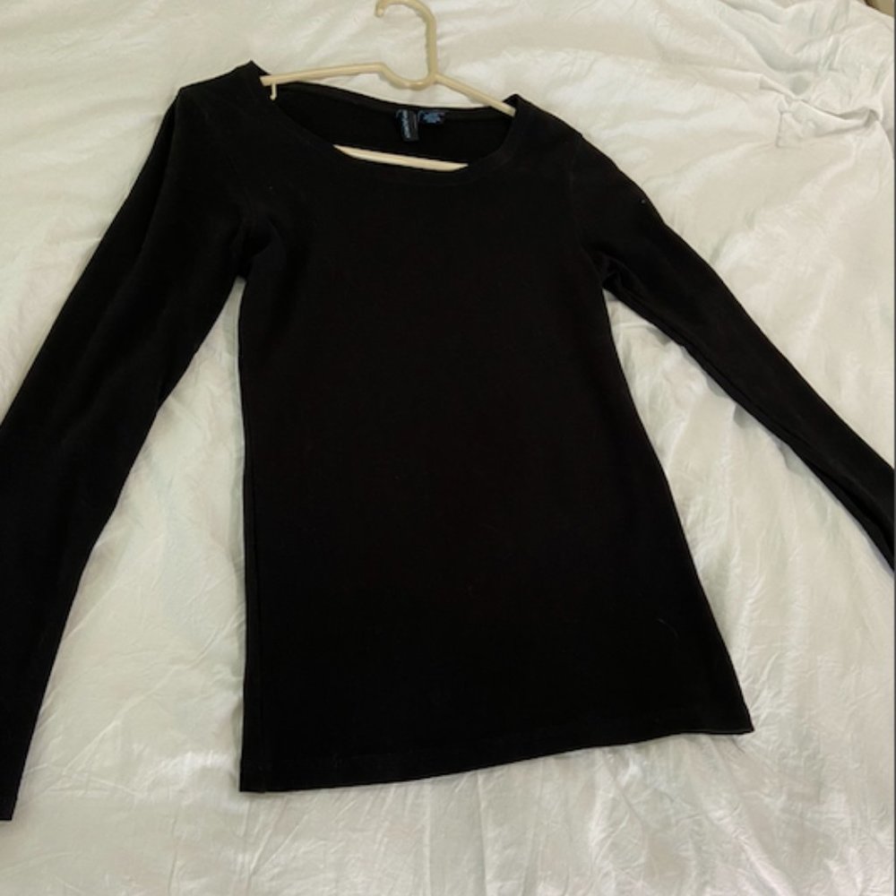 Stretchy Black Long Sleeve Shirt